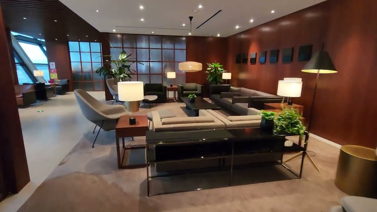 Cathay Pacific Business Class Lounge Review Terminal 2 T2 Shanghai Pudong PVG International Airport