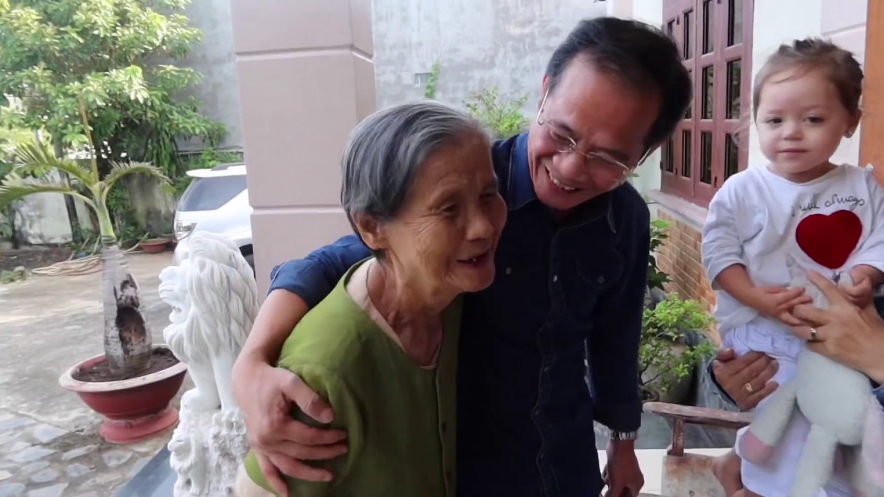 VLOG 346 ll Me ơi con đã về rồi