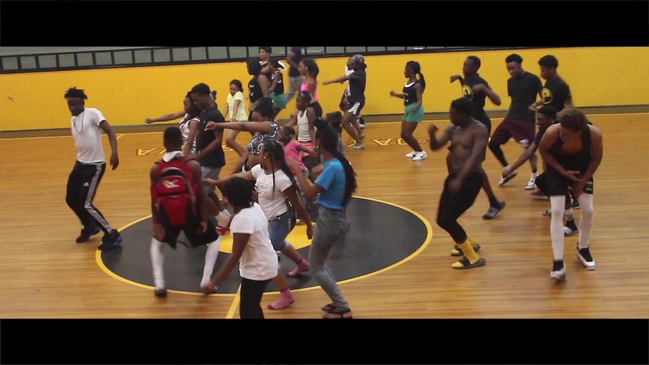 #JukeBoxChallenge FHS Trojans, Satin Dolls, Go Dumb Ent  Natchez