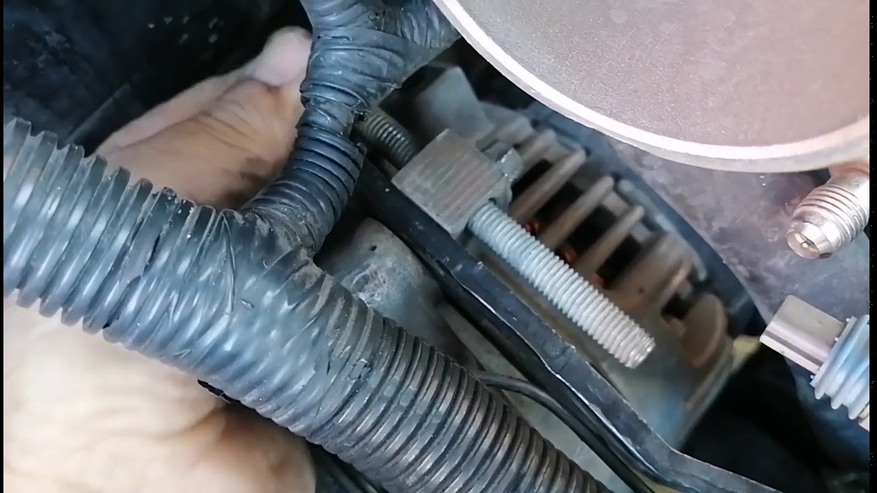 COMO CAMBIAR O AJUSTAR BANDA DE ALTERNADOR DE CHEVY FÁCILMENTE