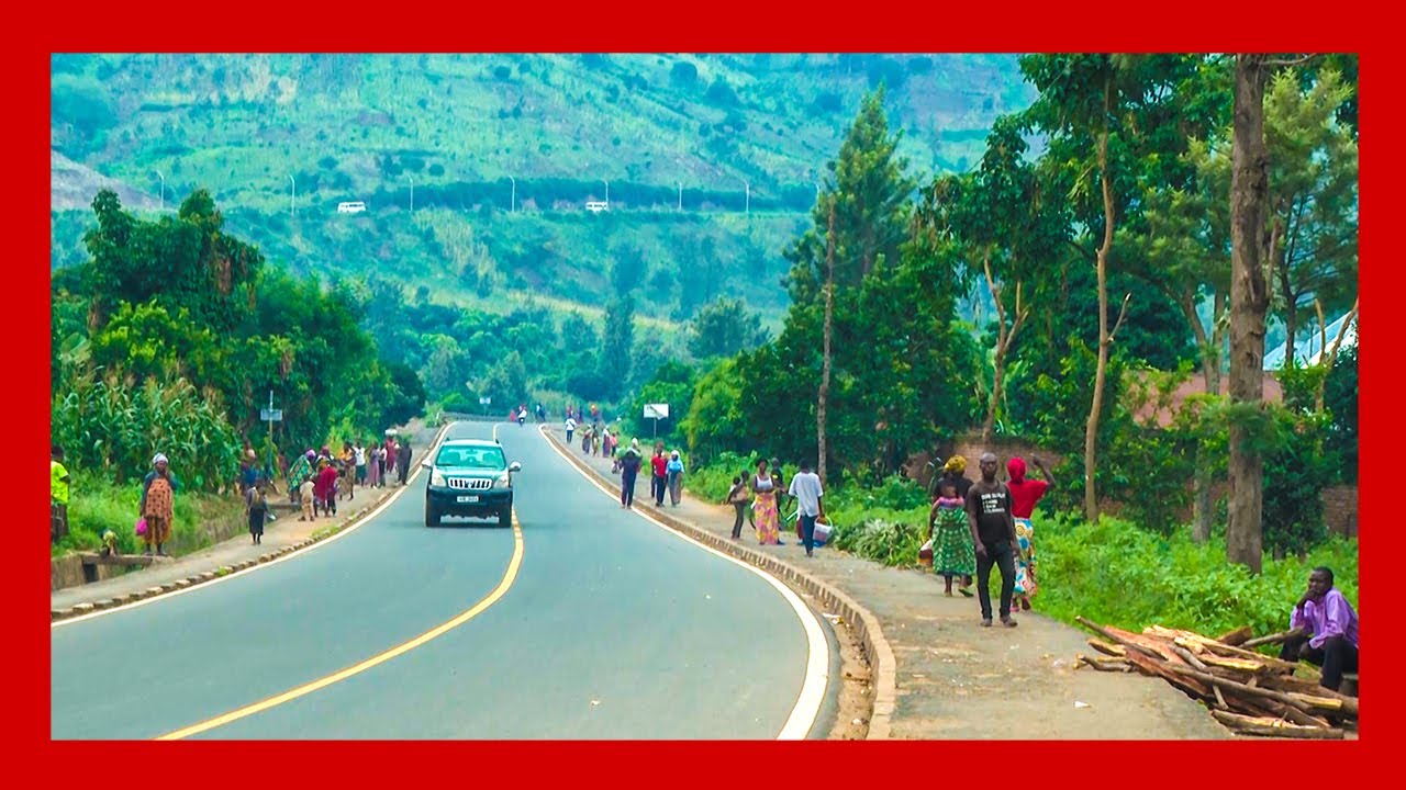 Rusizi: Abakoresha umuhanda wa Cité-Cimerwa bifuza ko wacanirwa kubw'umutekano wabo