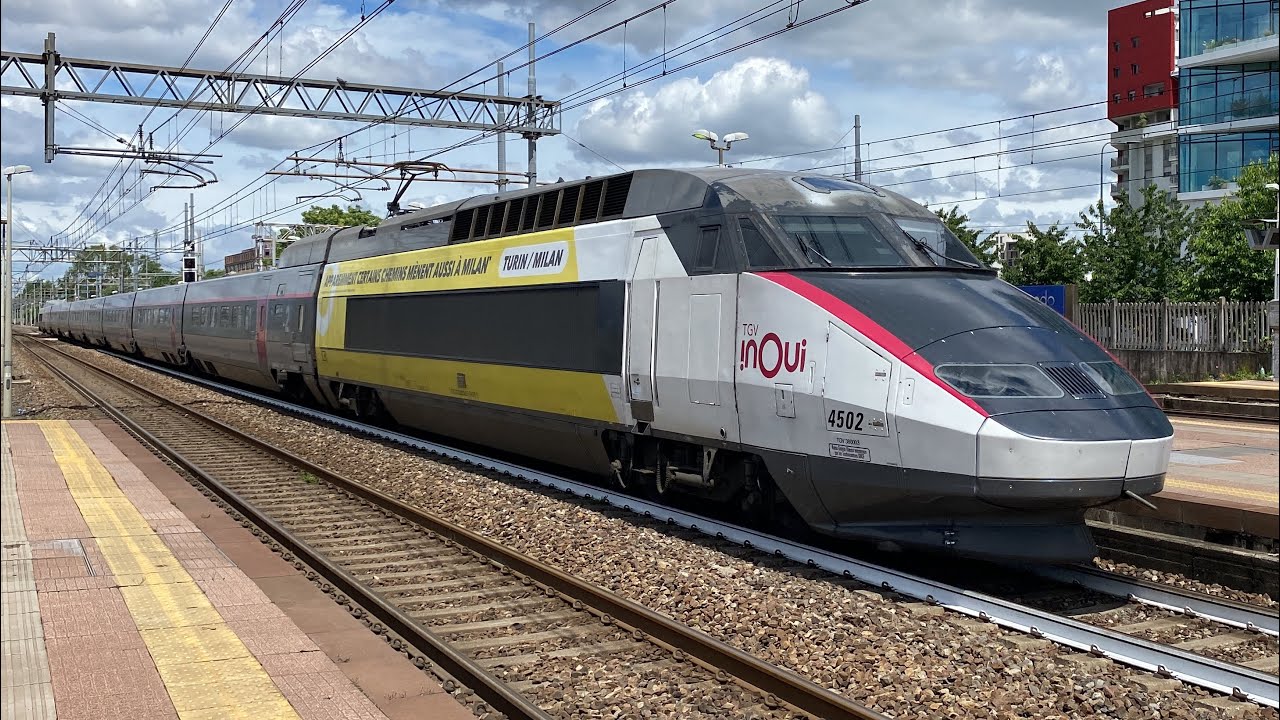 TRENI VELOCI DI OGNI TIPO in transito alla stazione di Milano Rogoredo!