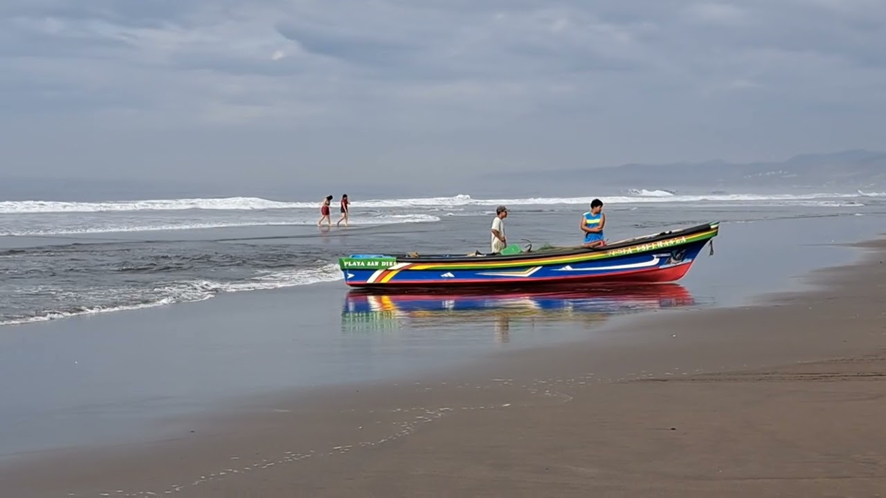 El Salvador fishing boat