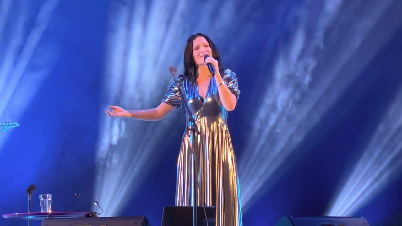 Tarja - Sydämeeni Joulun Teen (Live in Zlin 2021)