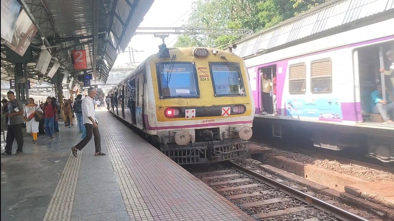 Mumbai local train latest video Indian railways station | Indian local train journey video 