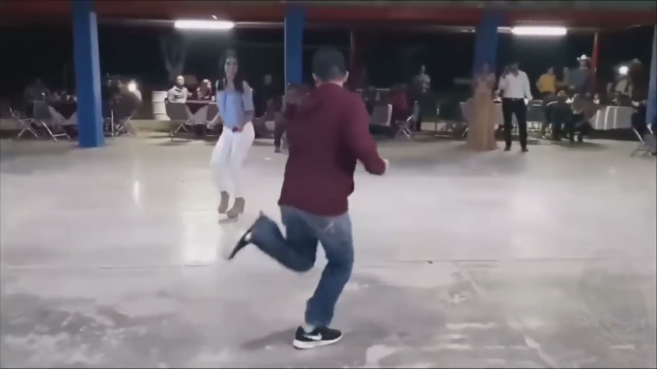 POR QUÉ ASÍ SE BAILA EN SONORA UYY AAA#LAHANBY#HANNYVLOG#shorts