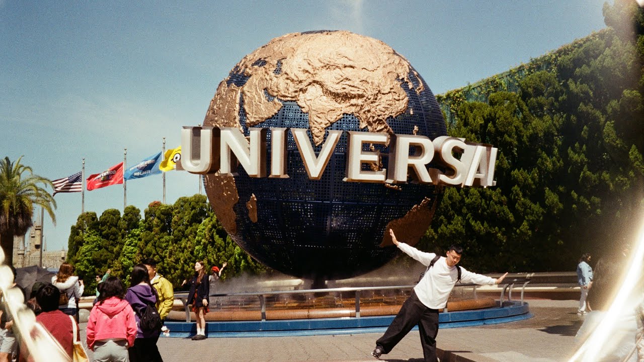 Japan: day 1-2. Beijing, Osaka, Ichiran ramen, Family mart, Universal park