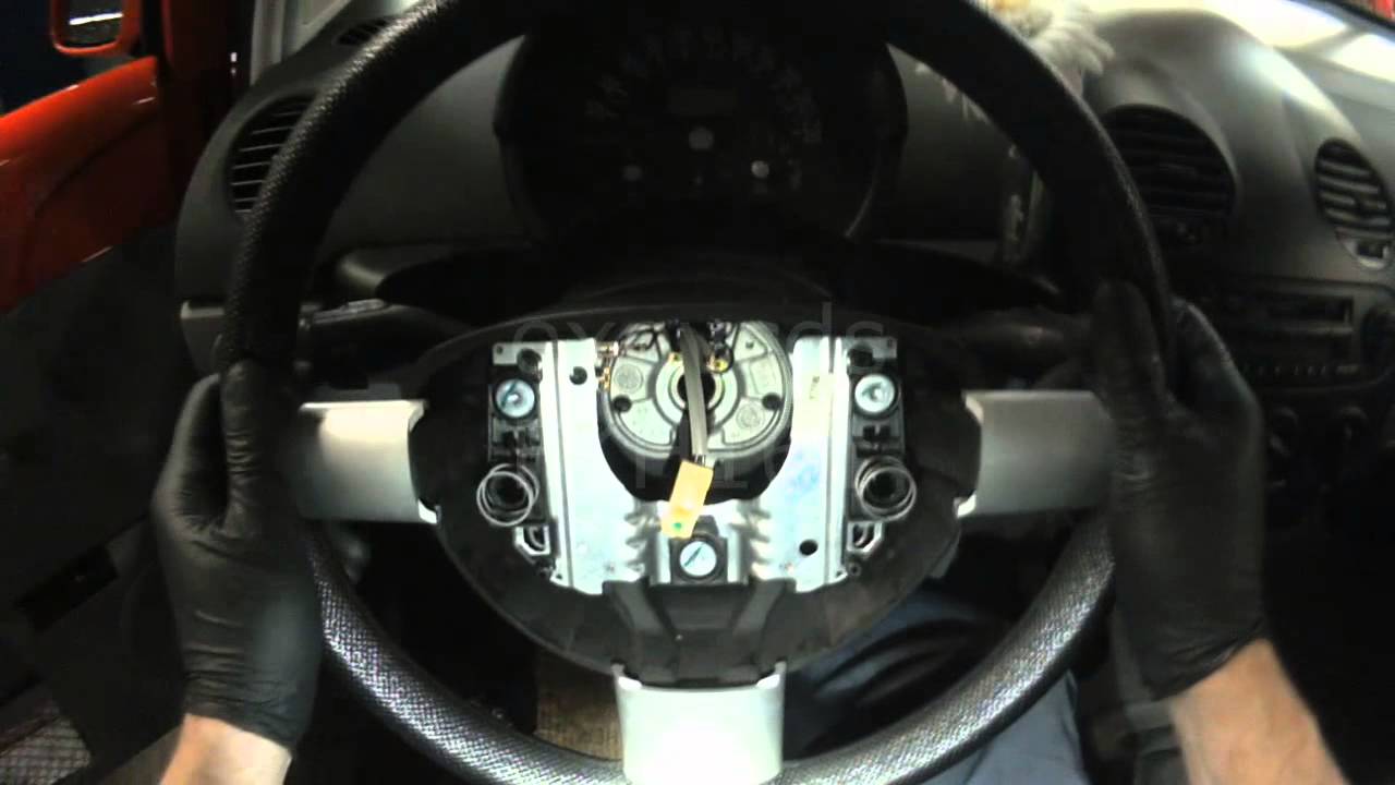 VW A4: New Beetle Turn Signal Switch Removing