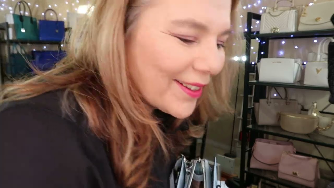SUPER COOL CARRY ON | MICHAEL KORS SHEILA | MINI SHOPPING HAUL – MY FAVOURITE STORE