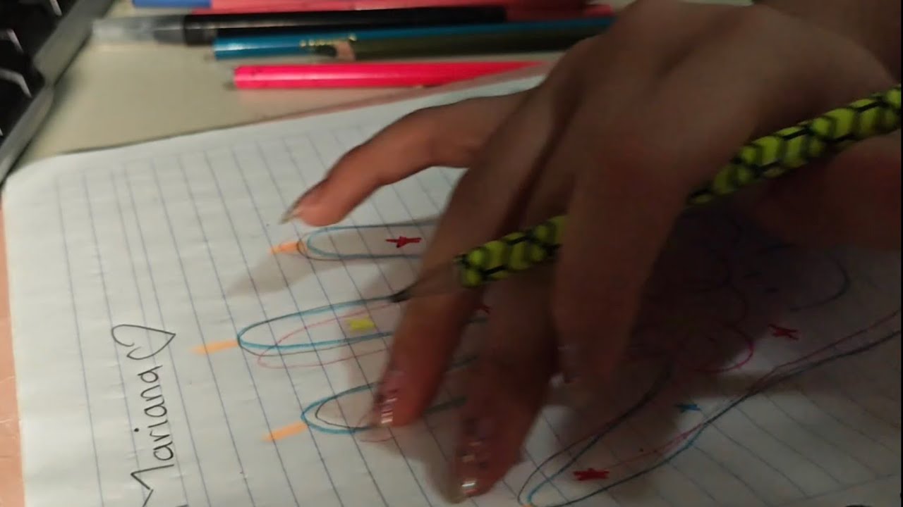 ASMR dibujando y hablando en soft spoken 🤍😴