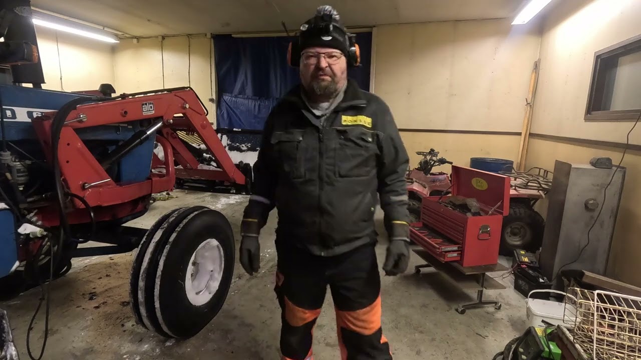 Mistä tämä öljy oikein tulee? Ford 6600 avattiin...😯