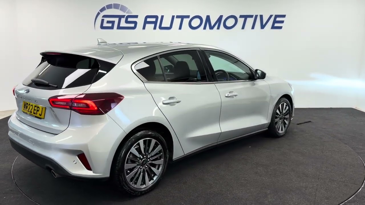 Ford Focus 1.0 Turbo EcoBoost Titanium Vignale Navigation + Leather Five Door 125bhp WR22EPJ