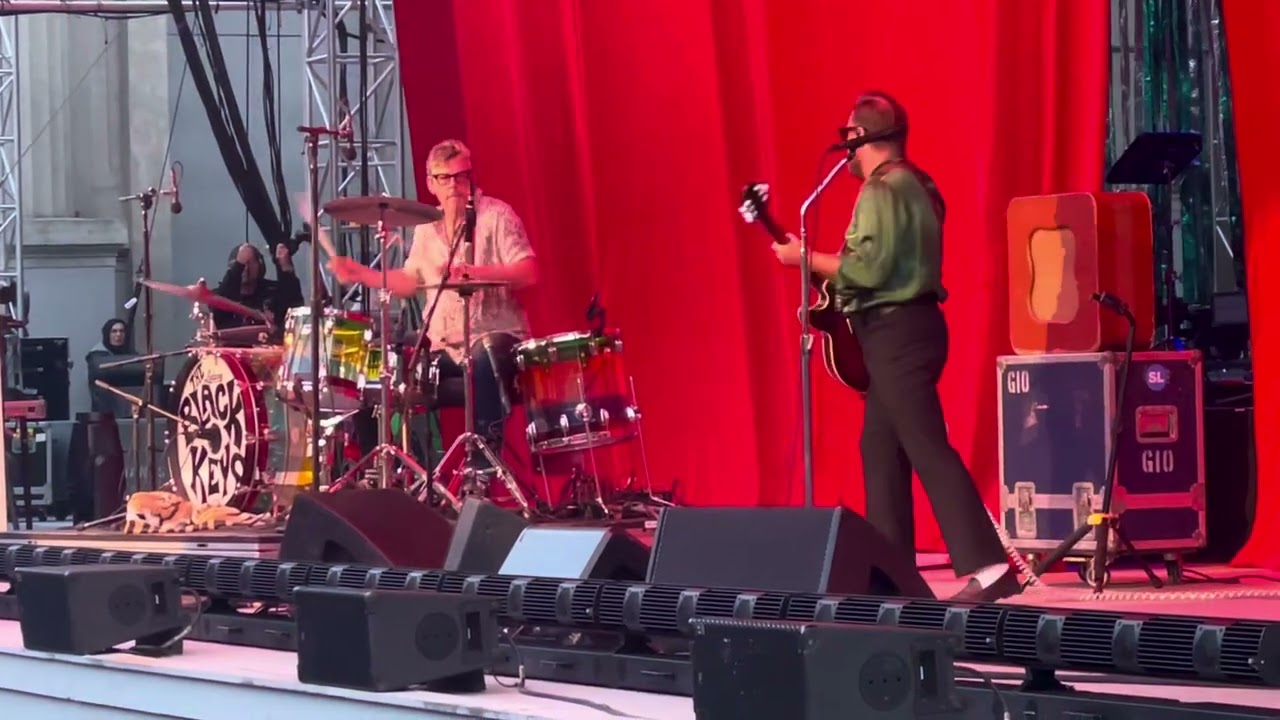 The Black Keys - “Thickfreakness / The Breaks” at The Greek