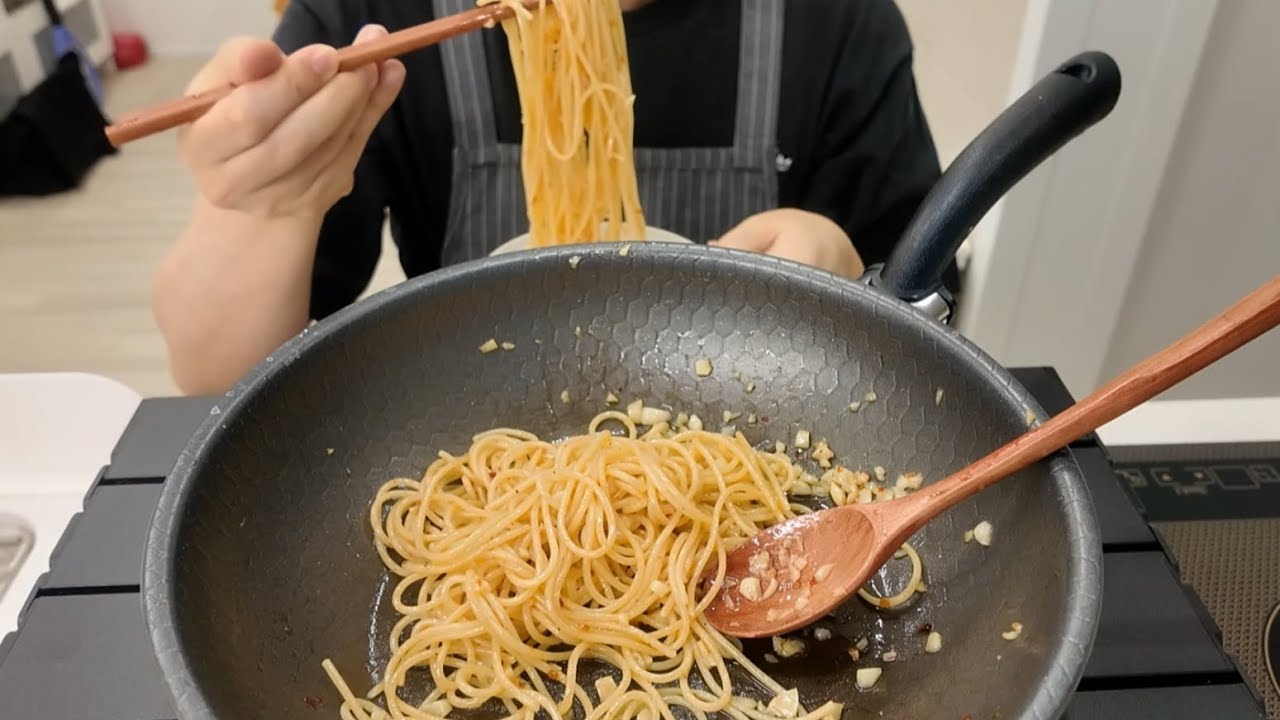 알리오올리오, 별일 없는 하루