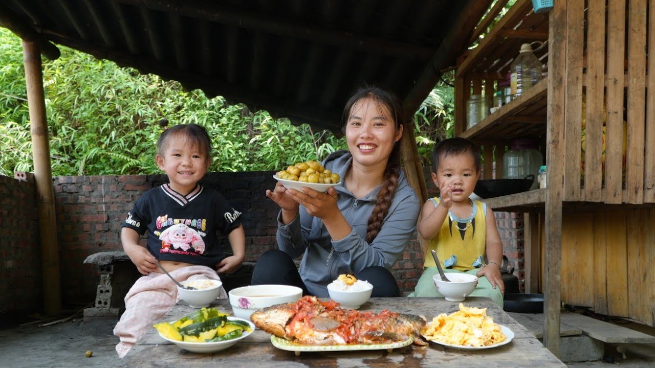 Harvesting sour plums to sell at the market - cooking giant fish for little daughter to eat