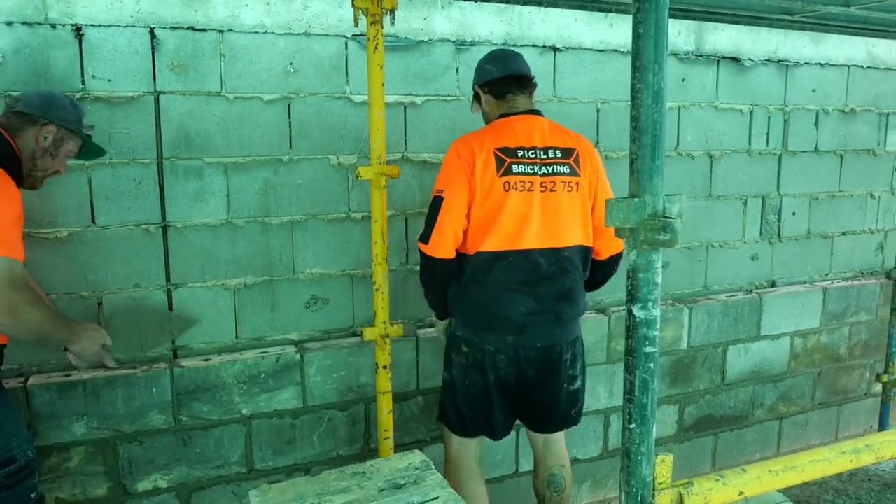 #bricklayingasmr #blocklaying #construction #constructionlife #brickie #ASMR #asmrsounds #youtube