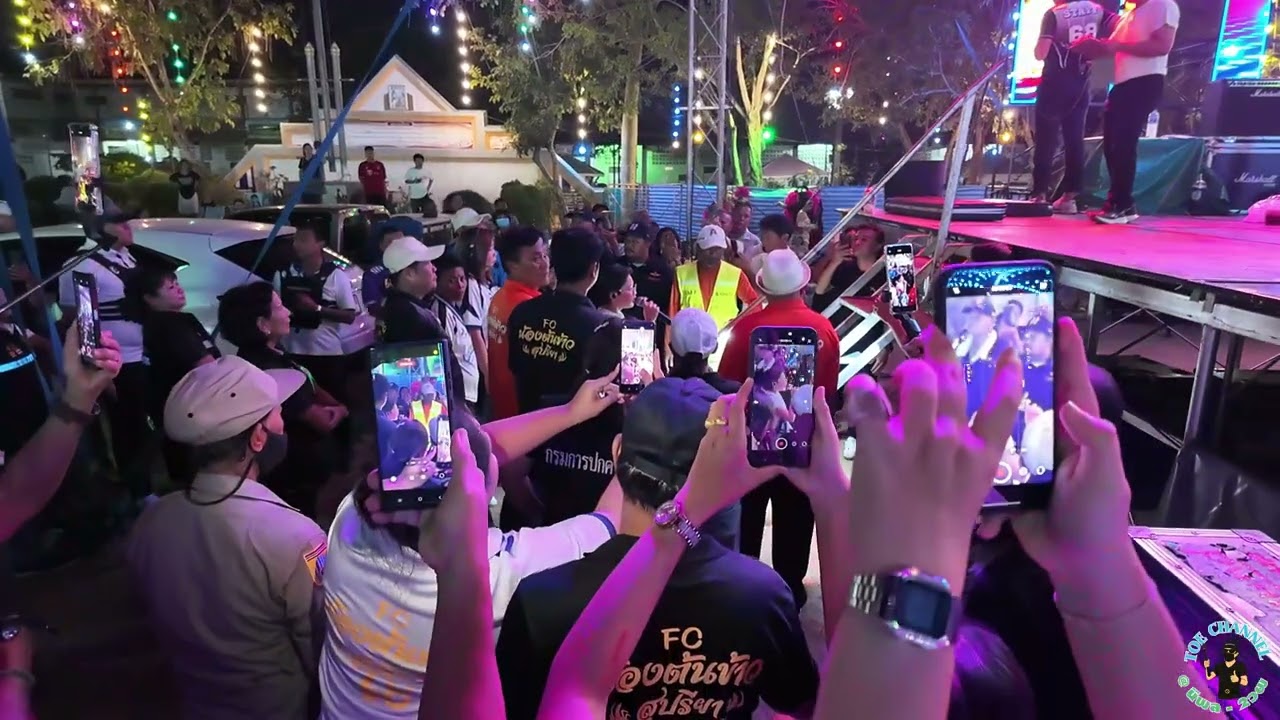 น้องต้นข้าวร้องเพลงขอบคุณแฟนเพลง@งานปิดทองหลวงพ่อวิไลเลิศและหลวงพ่อวิสาหารวัดดอนหวายจ.นครปฐม11ก.พ.69