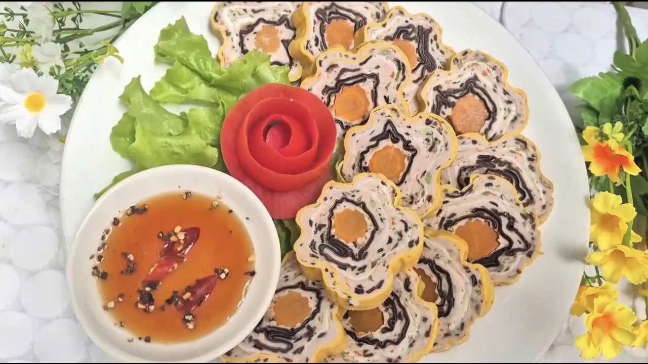 Chả Hoa Ngũ Sắc món ngon không thể thiếu trong mân cỗ tết.