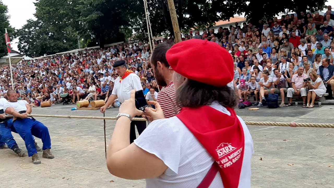 Festival de la force Basque soka tira tir à la corde