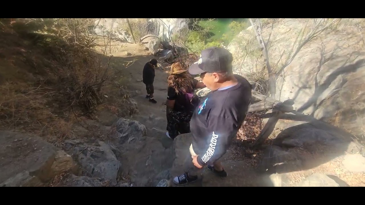 Llegando a la cascada de sol de mayo