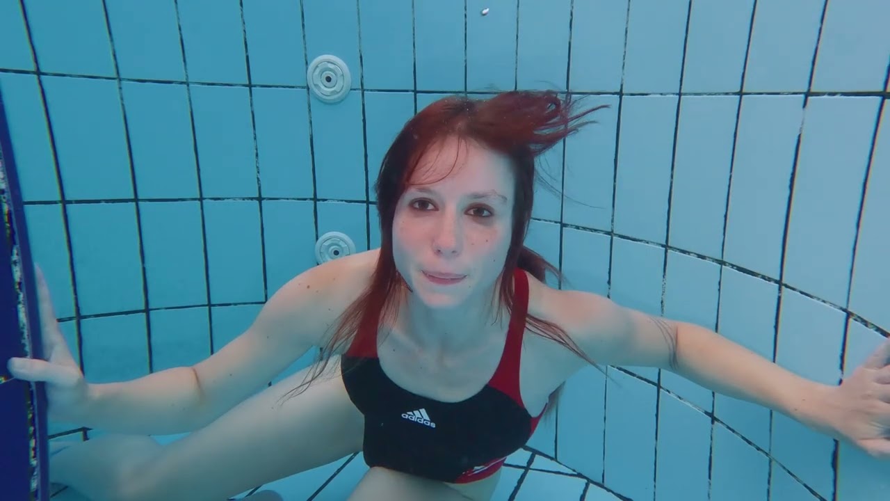 Fantastic Breath Holder Underwater