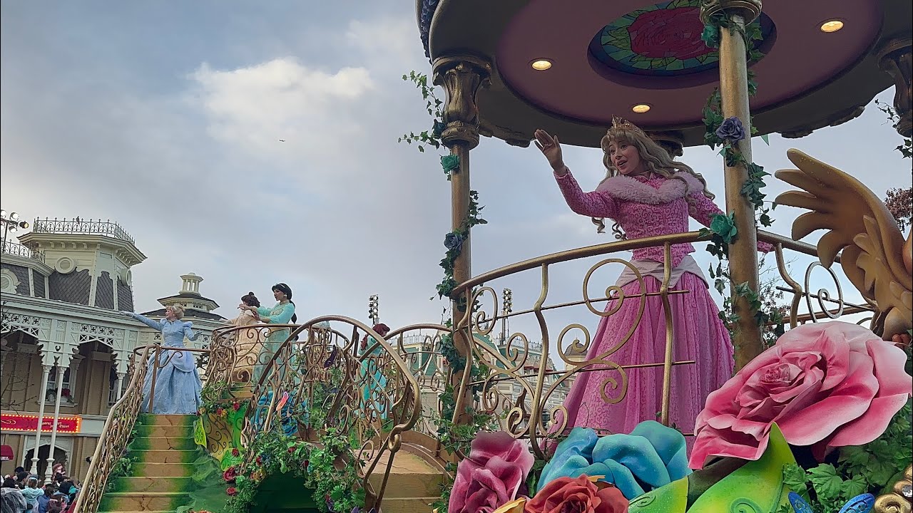 [4K] Disney Stars on Parade | Disneyland Paris 27.01.2025
