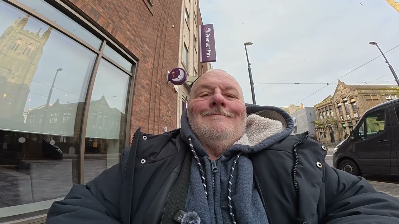 (Today) Spiceheads Are Back In Town & after Breakfast Fet Steve takes a look at Bonny st #blackpool
