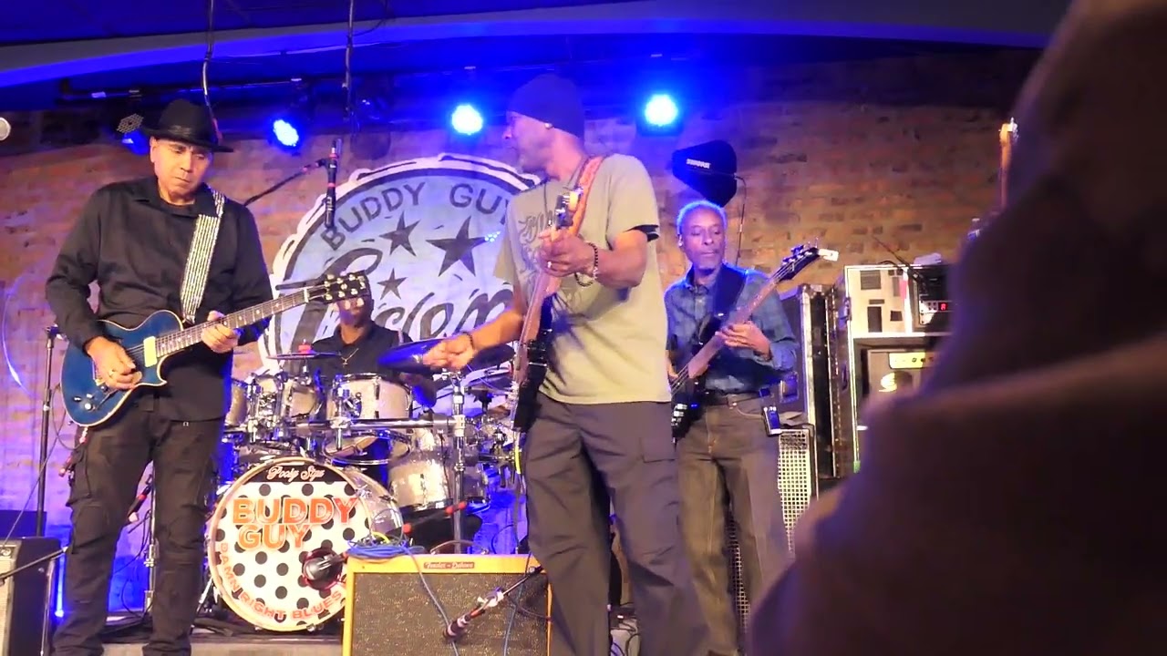 Buddy Guy Greg Guy Wayne Baker Brooks  encore Jan 10 2025 Legends Chicago Nunupics
