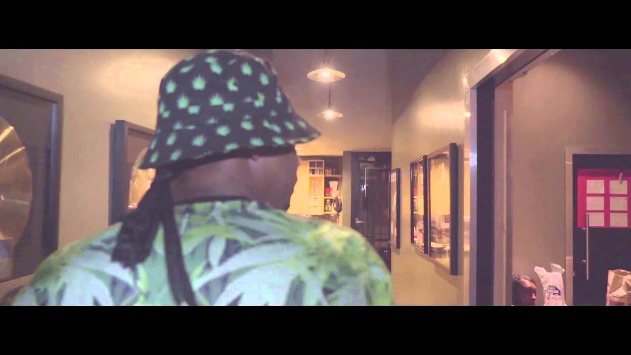 Cash Money (Official Video) YG feat. Krayzie Bone Produced by Brave Brothers