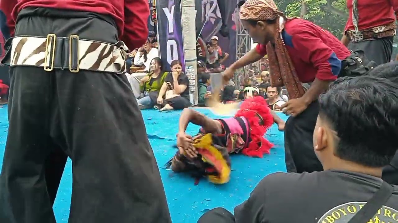 Angker‼️Tari kewan alas Jaranan Samboyo Putro di pehwetan papar kediri