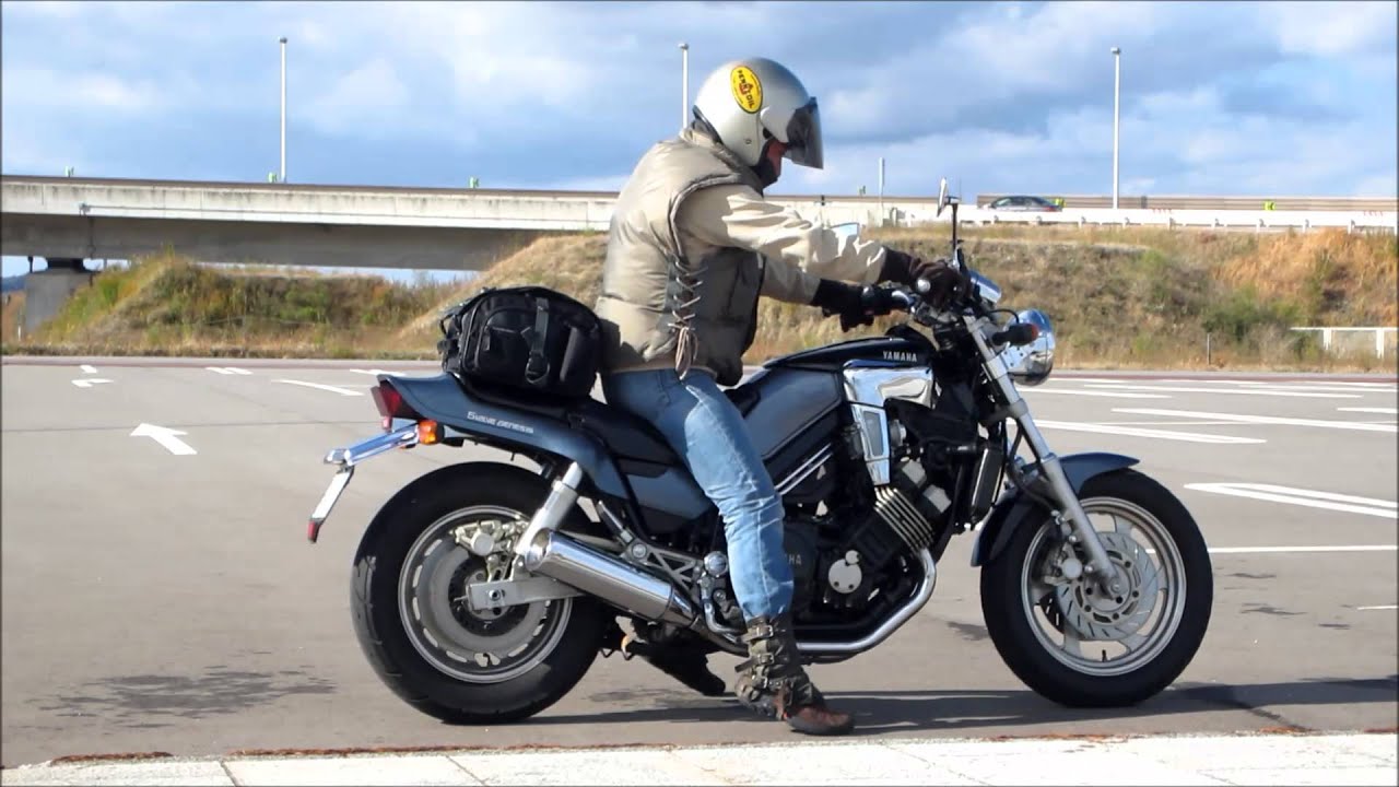 YAMAHA FZX750 冬