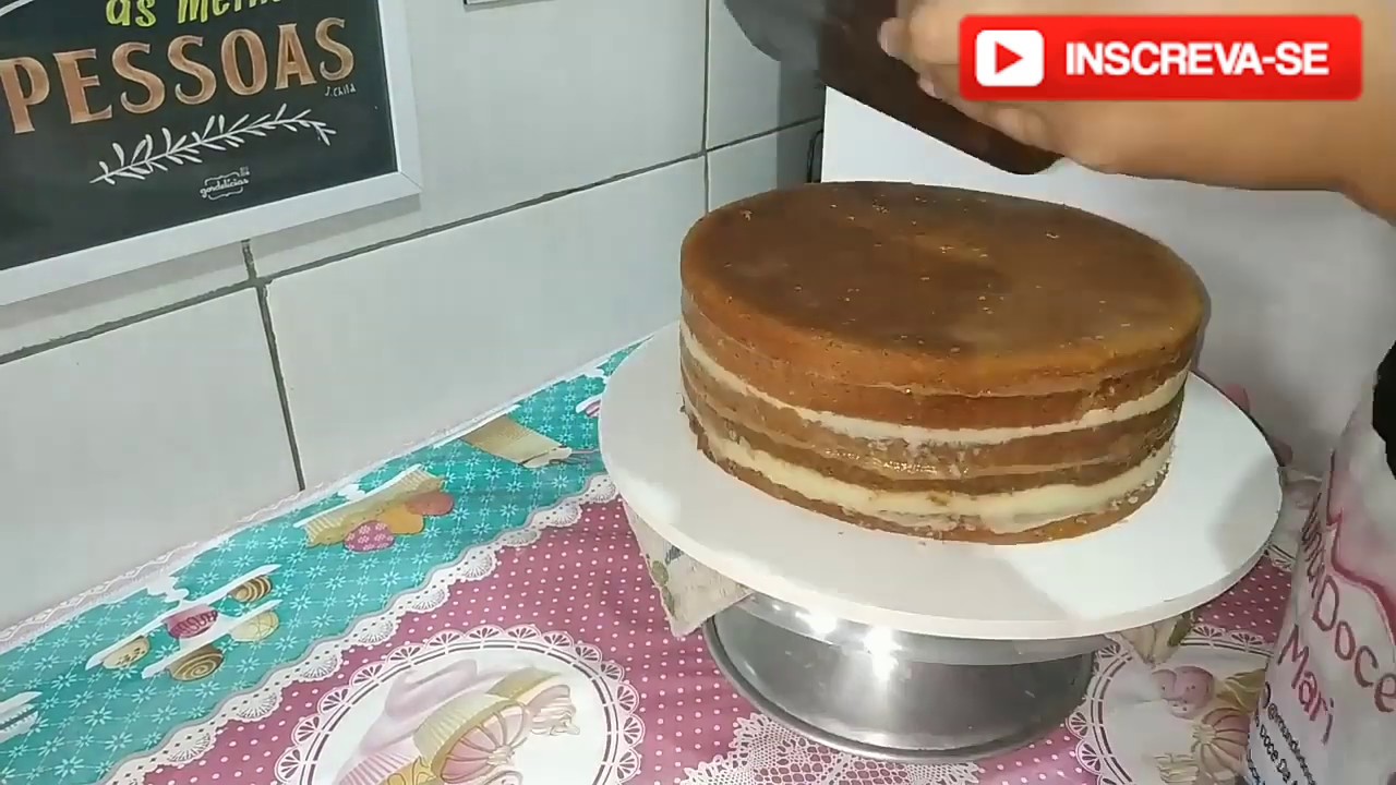 Bolo De 2 Andares Em Pasta Americana