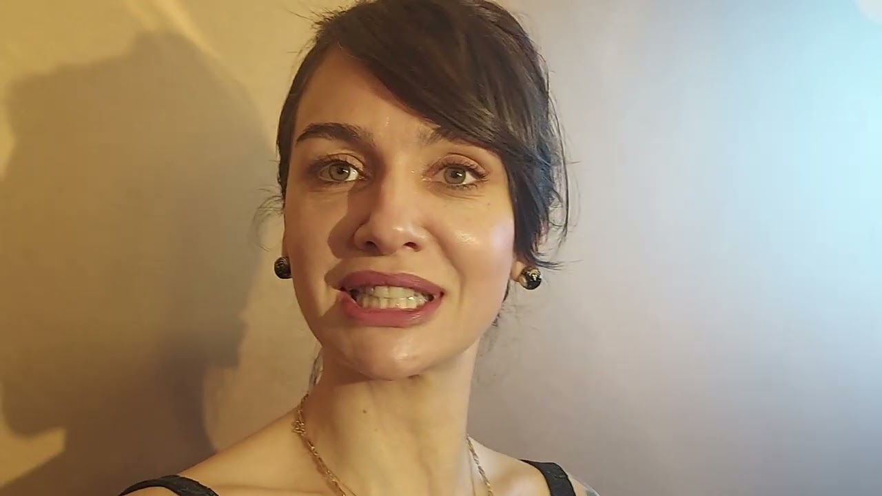 Birce Akalay'ın dövmeleri! Akalay Cannes tecrübesini anlattı!