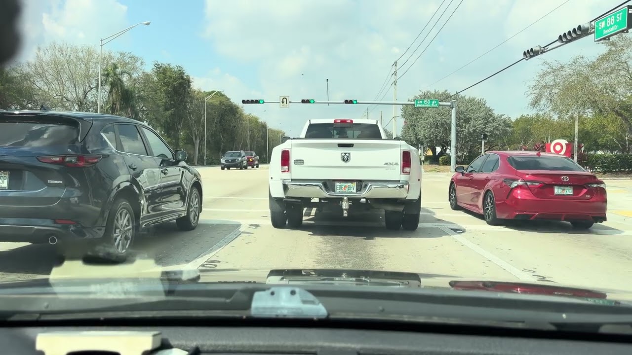 Driving from Kendall, FL on Kendall Dr, Krome Av and sw 136 st in Redland, FL neighborhoods. 