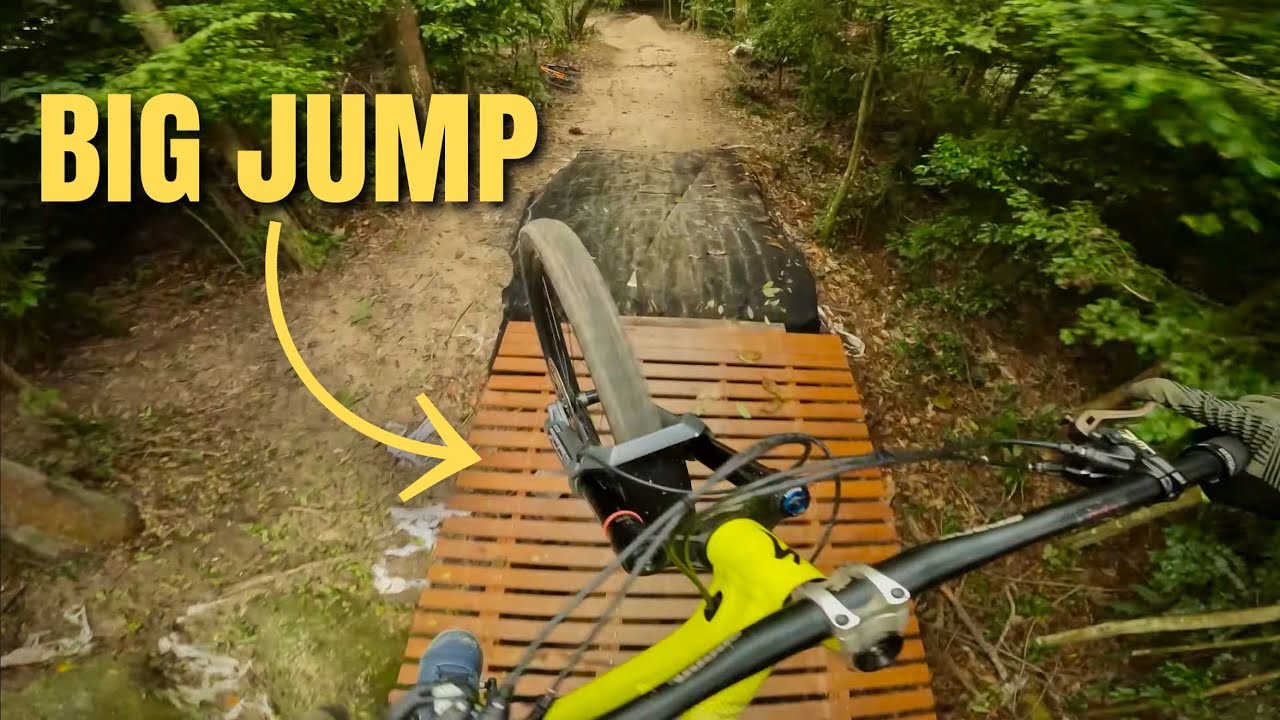DREAMY JUMPING DOWNHILL TRAILS SPOTTED IN MALAYSIA!!!