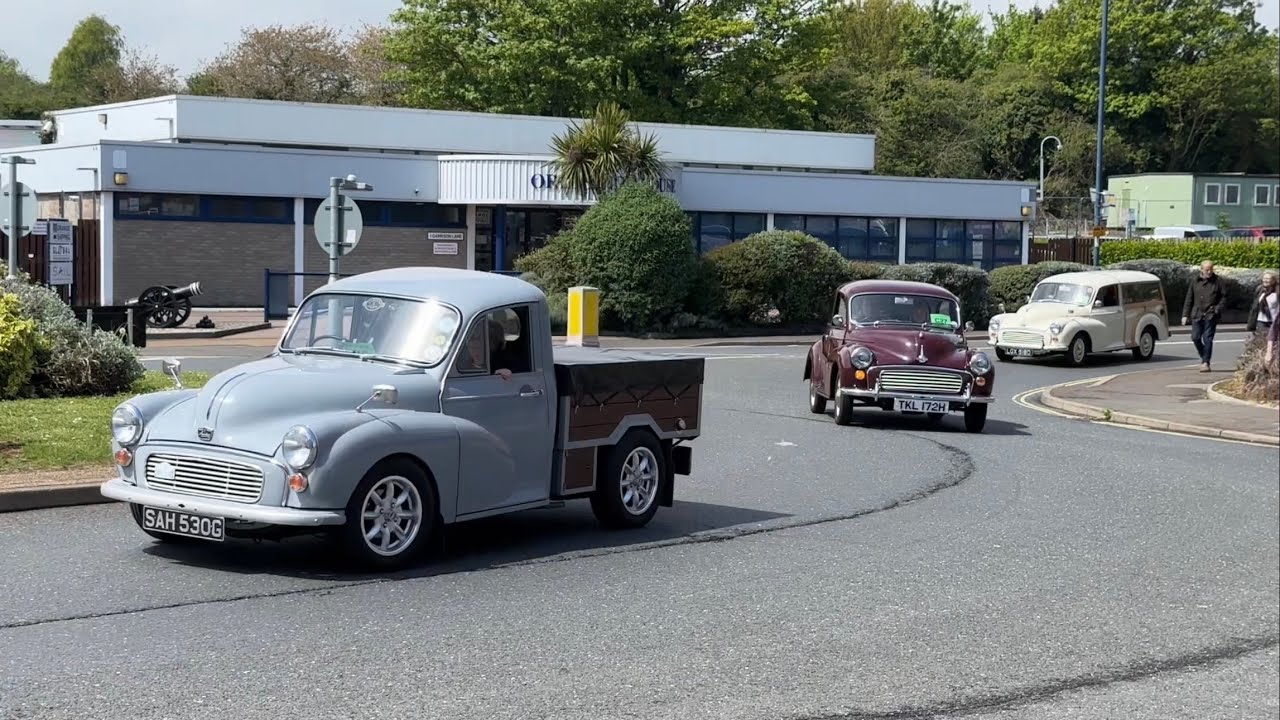 Classic Vehicles Arriving At Felixstowe Beach - Ipswich To Felixstowe Rally 2023