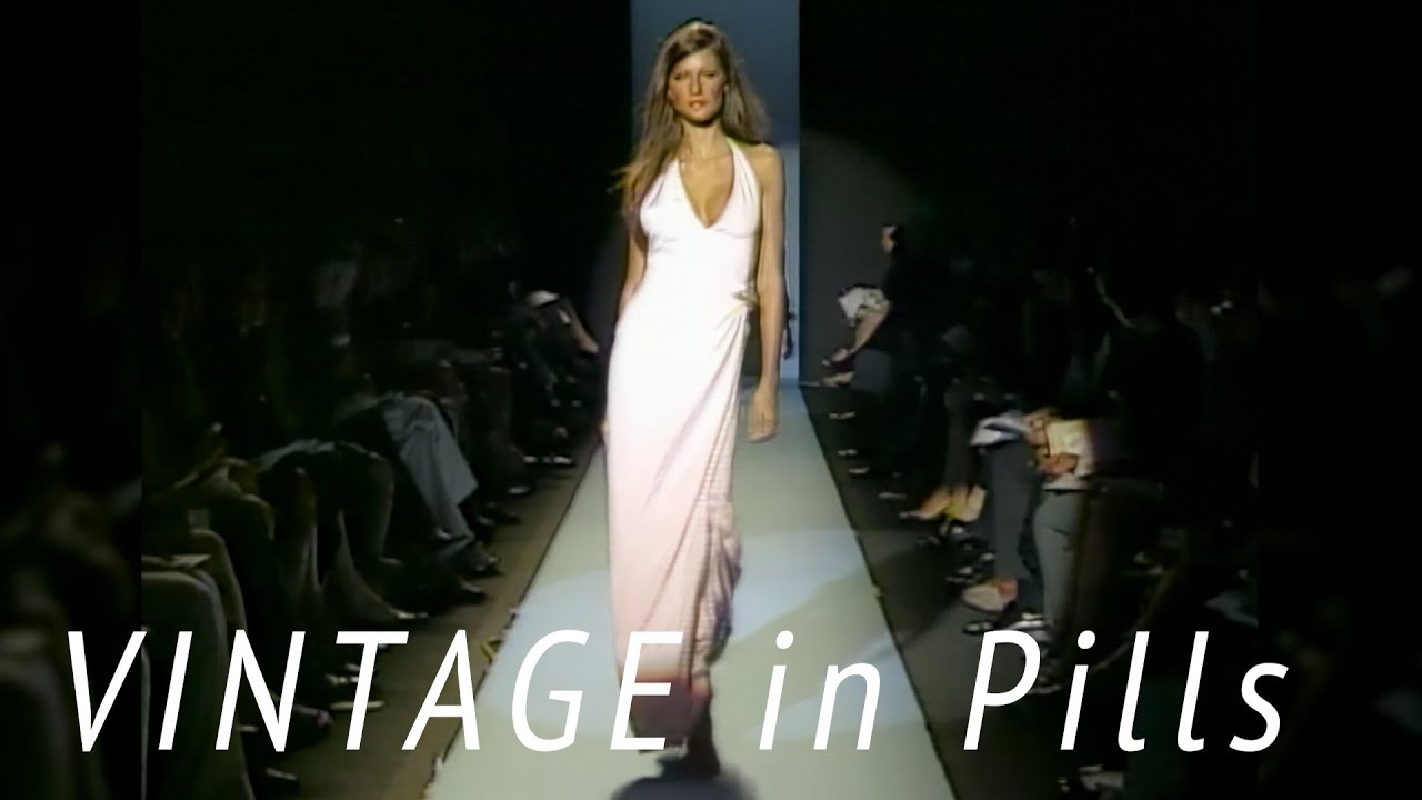 Vintage in Pills CAROLINA HERRERA Spring 2000 New York - Fashion Channel