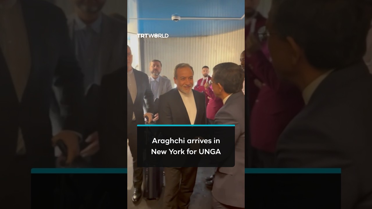 Iran&rsquo;s foreign minister arrives in New York for UN General Assembly