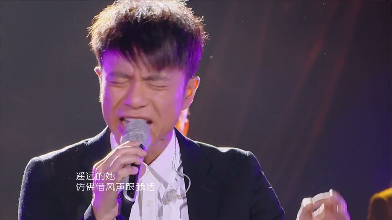 【经典之声】李克勤深情演唱张学友的《遥远的她》，唱出自己的味道！