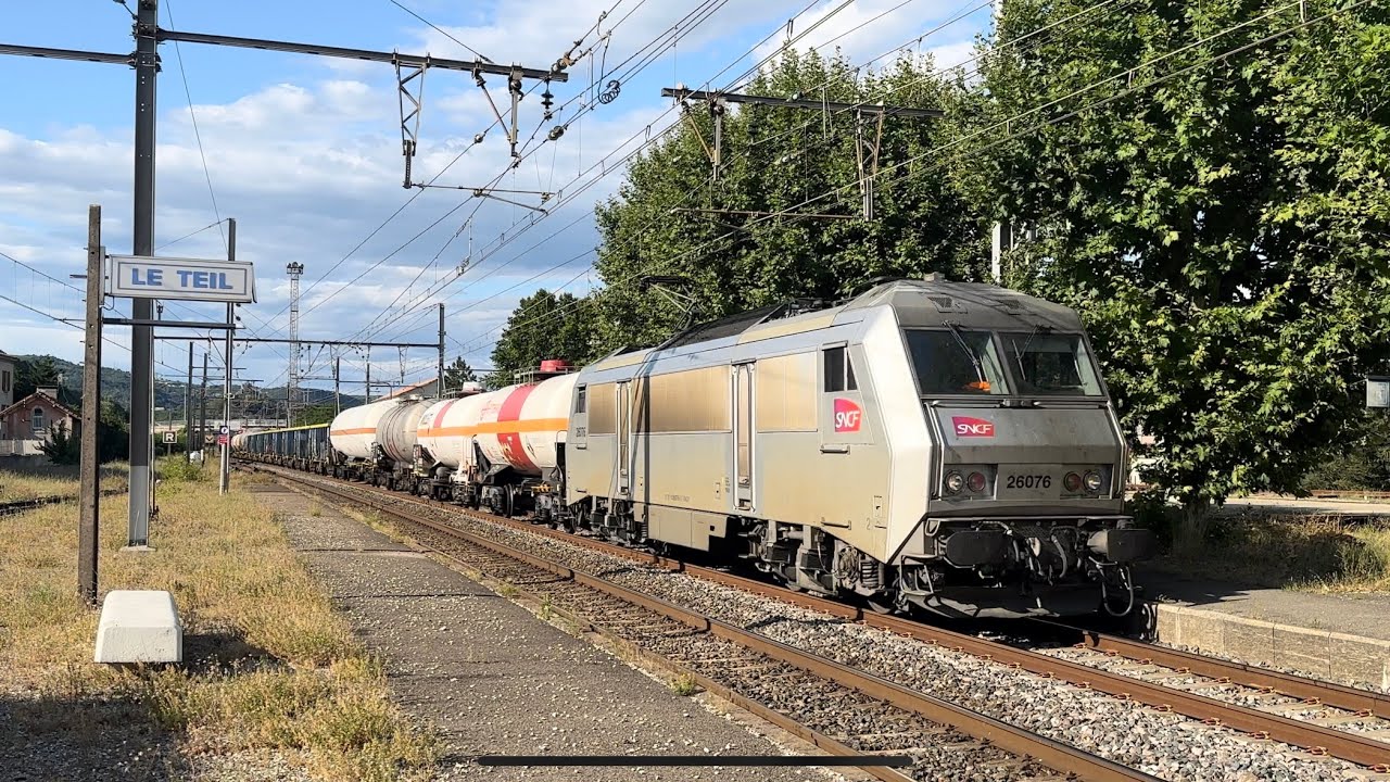 BB 26076 Fret SNCF sur le train Sibelin Miramas  250723 4K