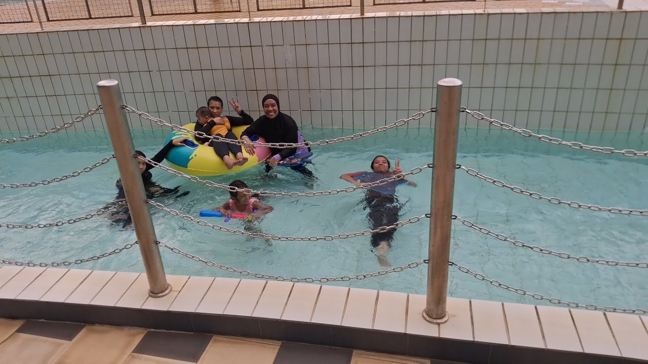 Jurong West swimming complex