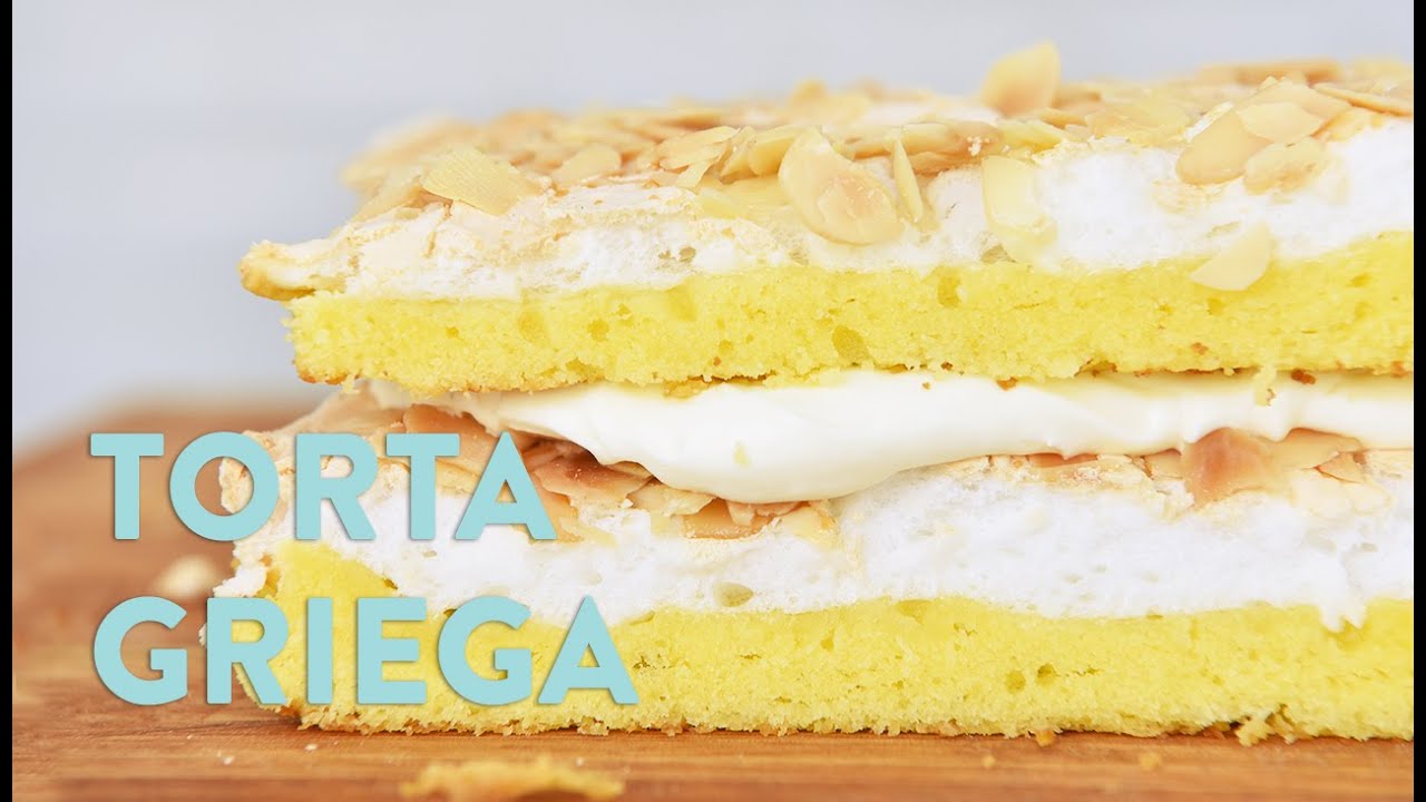 Torta griega, bizcocho de yemas, merengue, almendras y crema batida, una explosión de texturas!