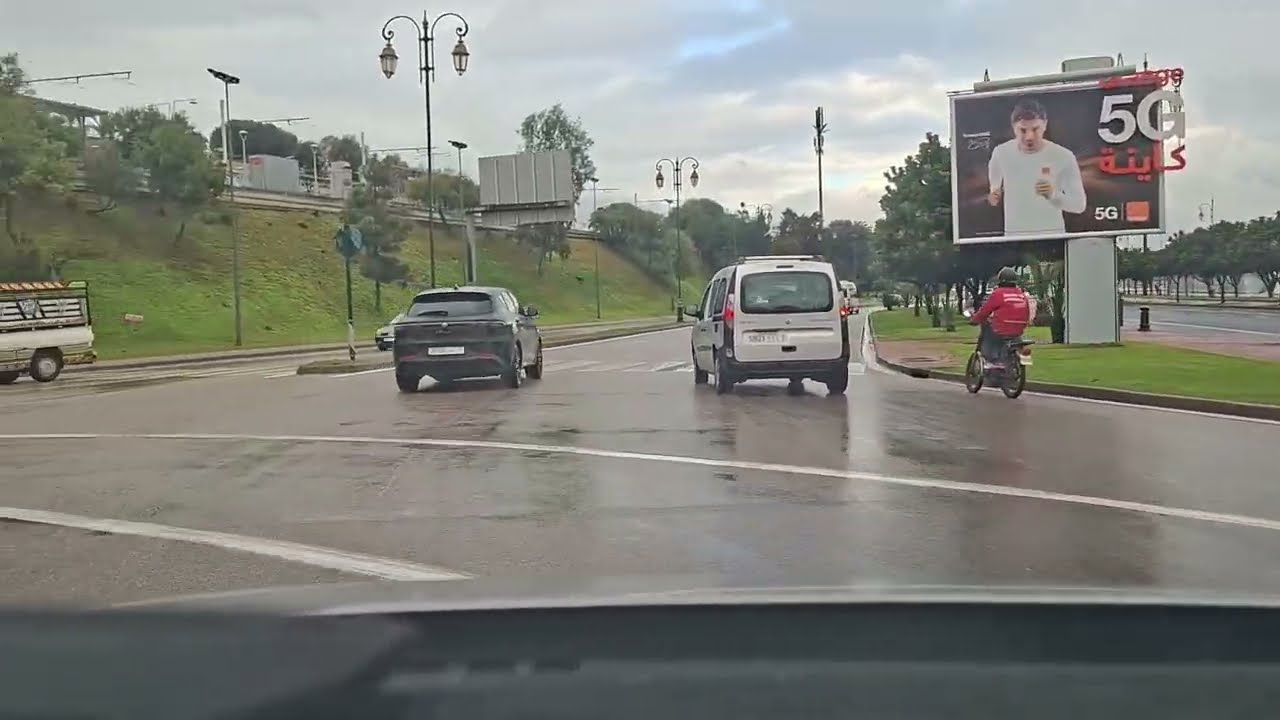 جولة بالسيارة من سلا الجديدة إلى الرباط  🚗 Trajet en voiture de Salé Al Jadida à Rabat