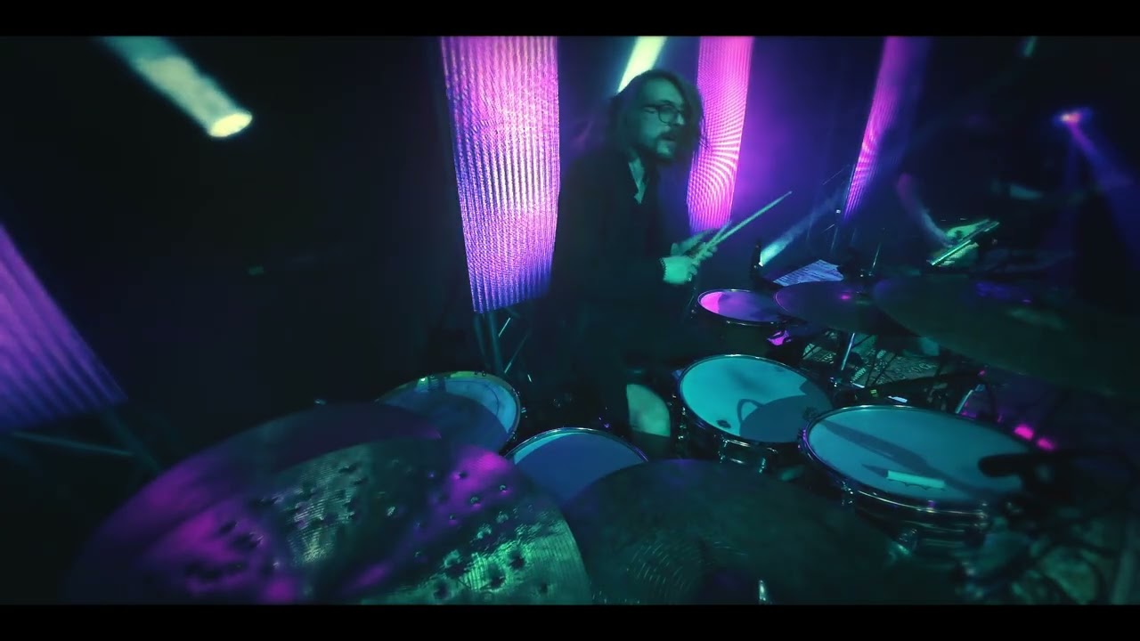 DivDiv Live @Wiktorija