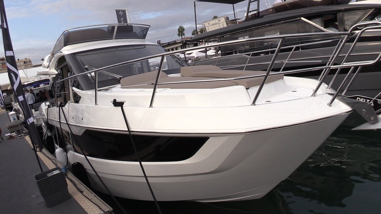 2024 Galeon 400 Fly Luxury Yacht Review - Comfortable Cruiser | BoatTube