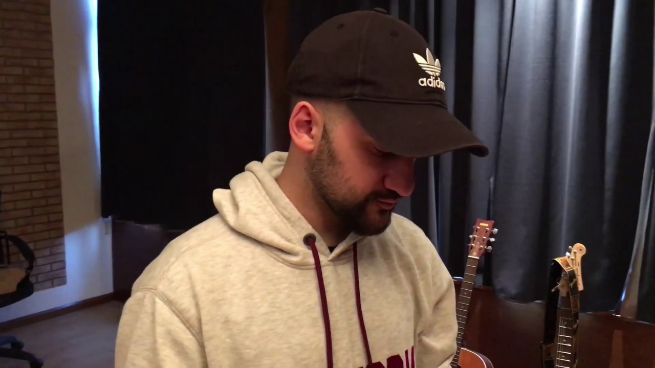 Diamonds - Rihanna ( Studio Version) &bull; cover Roccuzzo &bull;