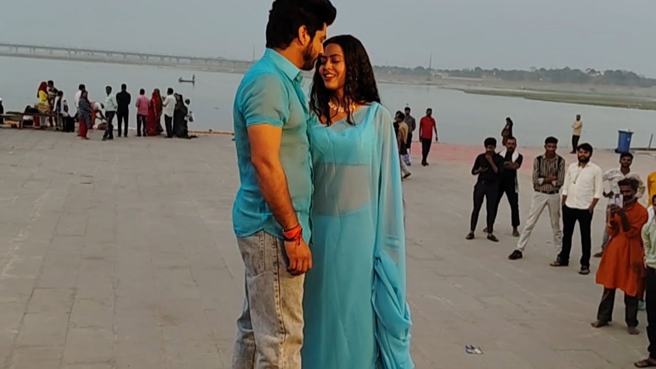 Shooting ho rahi hai aral Ghat mein