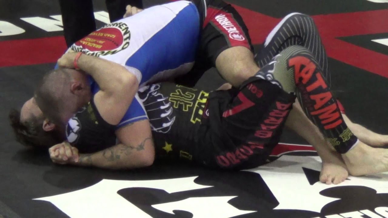 Finals, 190 lb Masters White Belt No Gi, NAGA Chicago 2014