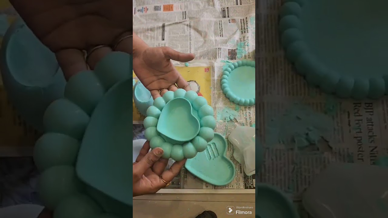 Demoulding of trinket dishes #trinketdish #concrete #whitecement #gypsum #demoulding