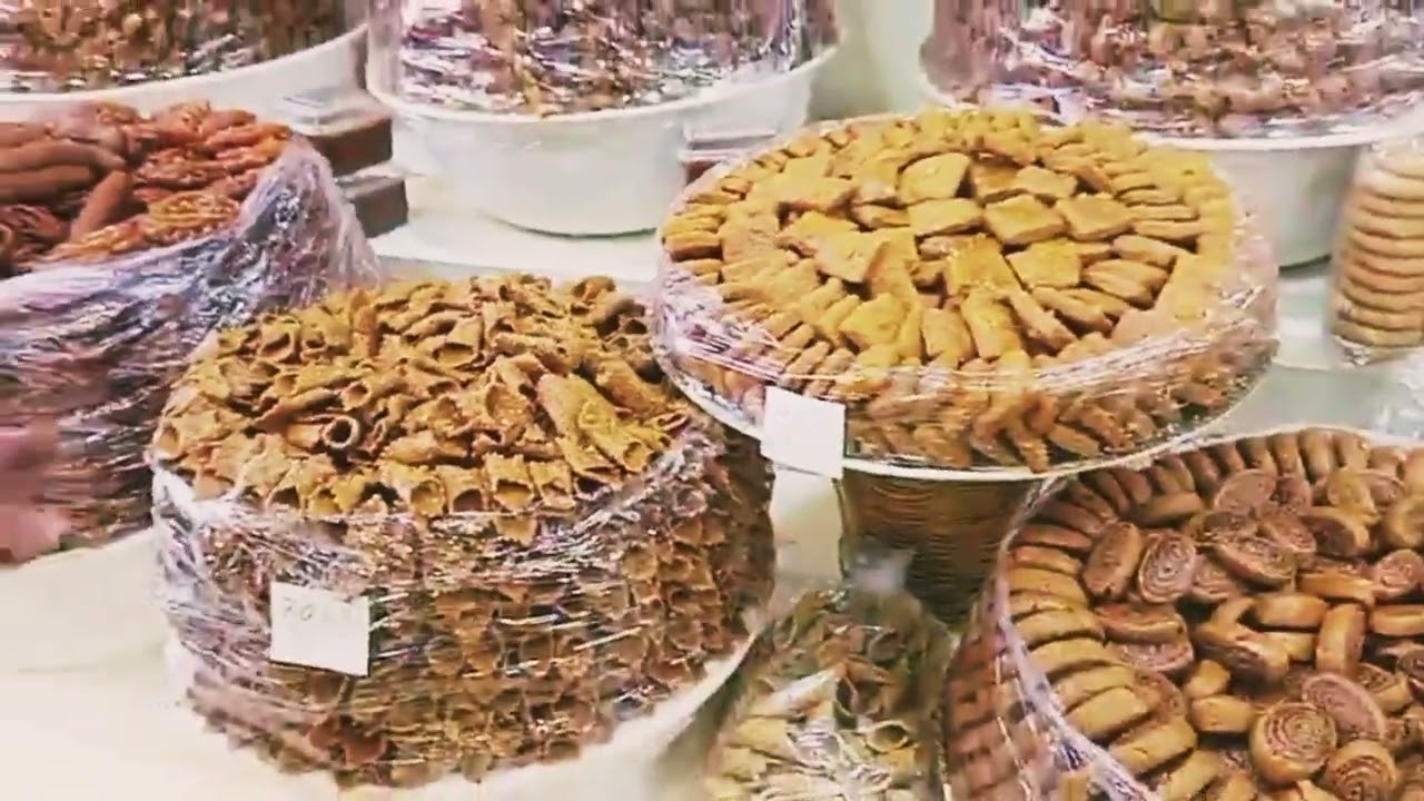 مارشي حمرية الاستعدادات قبل شهر رمضان الكريم عند عبد اللطيف للحلويات المغربية التقليدية 